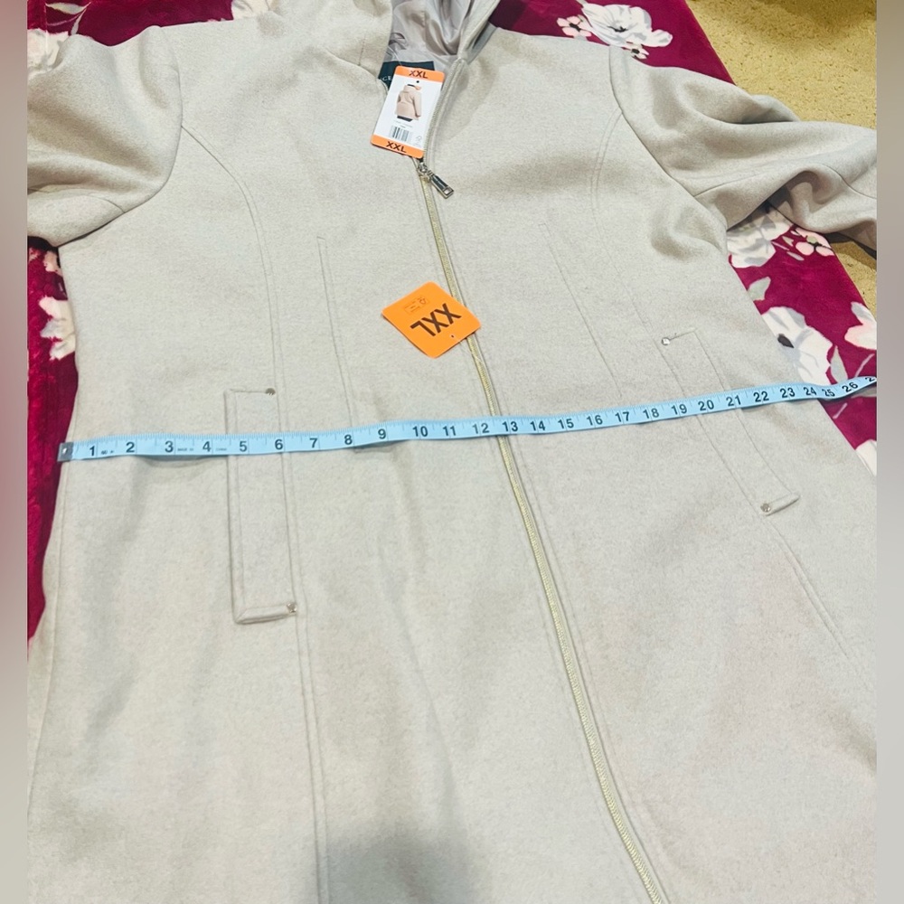 Vince Camuto Tan Trench Coat Modern Minimalist Design - Picture 13 of 15